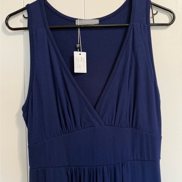 New with Tags Loveappella navy V-Neck Maxi Dress woman’s size medium - Picture 5 of 8